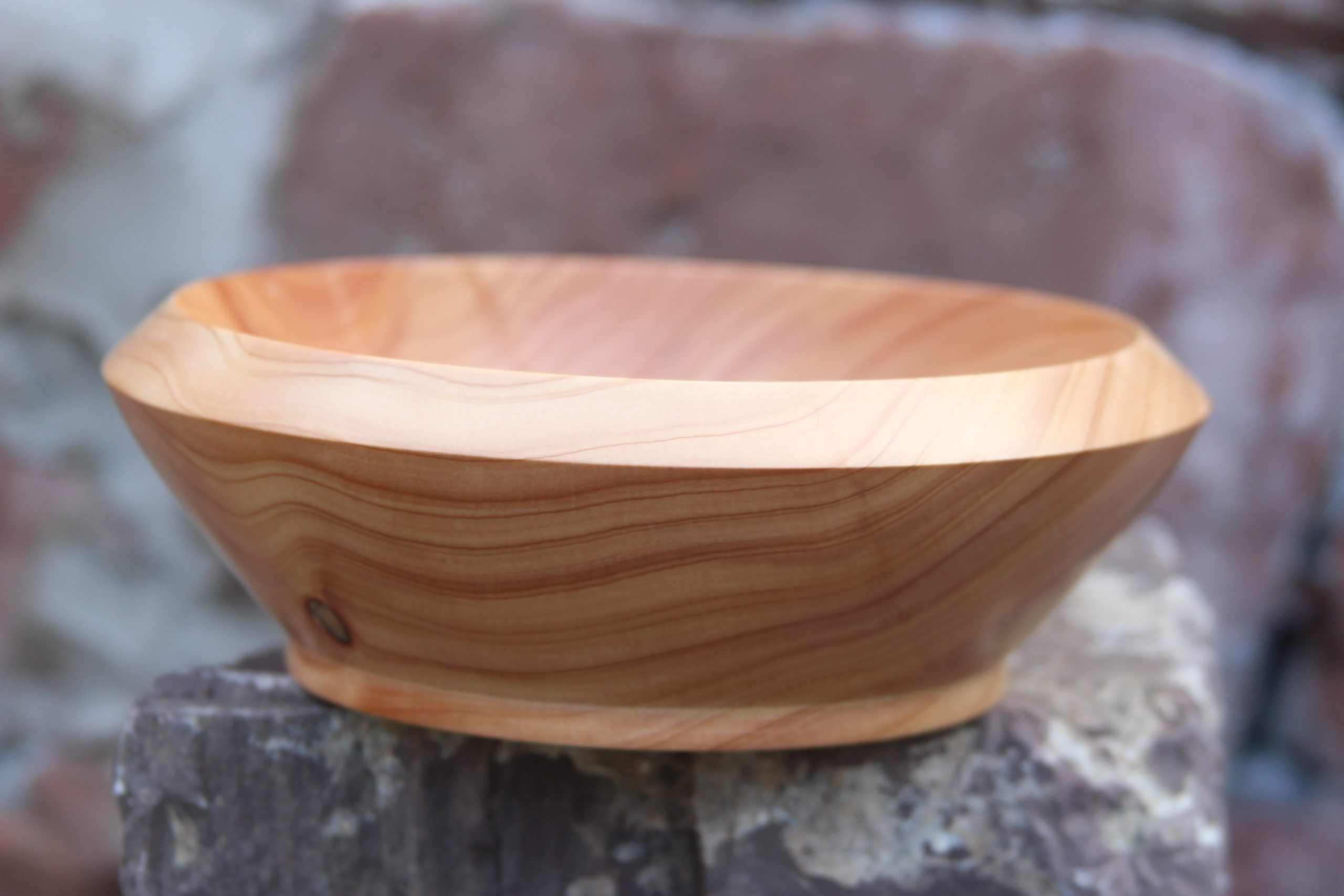 Macrocarpa Bowl